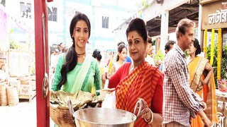 পরপর ৩ কন্যা সন্তান হওয়ায় চরম দুর্ভোগ! মেয়েদের বড় করলেন কীভাবে, চরিত্র নিয়ে বললেন লাবণী পরপর ৩ কন্যা সন্তান হওয়ায় চরম দুর্ভোগ! মেয়েদের বড় করলেন কীভাবে, চরিত্র নিয়ে বললেন লাবণী