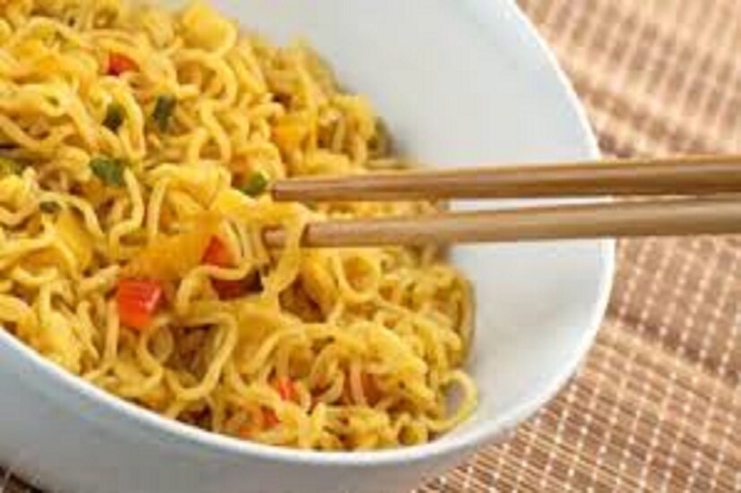 ৫৬০ গ্রাম ম্যাগির (Maggi Price Hike) জন্য বর্তমানে খরচ করতে হচ্ছিল ৯৬ টাকা এবার থেকে তার জন্য দিতে হবে ১০৫ টাকা ৷ প্রতীকী ছবি ৷