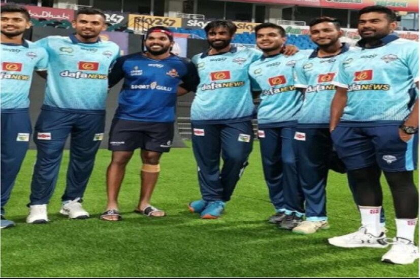 অন্যদিকে শ্রীলঙ্কা দল এখনও অবধি তিনটি দিন রাতের টেস্ট খেলেছে৷ তিনটিই তারা দেশের বাইরে খেলেছে৷ ২০১৭ সালে দুবাইতে পাকিস্তানকে ৬৮ রানে হারিয়েছে৷  ওয়েস্টইন্ডিজের বিরুদ্ধে ২০১৮ সাে ৪ উইকেটে হারায়৷ কিন্তু জানুয়ারিতে ২০১৯ অস্ট্রেলিয়ার ব্রিসেবেনে এক ইনিংস ও ৪০ রানে হারে৷  (bhanuka rajapaksa Instagram)