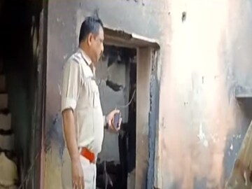 নিজস্ব চিত্র