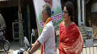 বাইকে 'বিপদ'