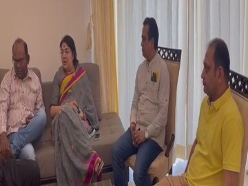 রাজু, সায়ন্তনদের সঙ্গে বৈঠকে লকেট