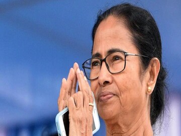 মুখ্যমন্ত্রী মমতা বন্দ্যোপাধ্যায়৷