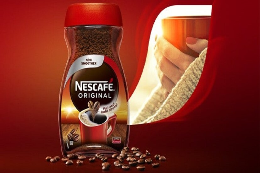 নেসলে (Nestle) এক লিটারের A+ দুধের দাম বাড়িয়ে দিয়েছে ৷ আগে এর জন্য ৭৫ টাকা মেটাতে হত এবার থেকে দিতে হবে ৭৮ টাকা ৷ নেসলের ক্লাসিক কফি পাউডারের জাম ৩-৭ শতাংশ পর্যন্ত বৃদ্ধি করা হয়েছে ৷ প্রতীকী ছবি ৷