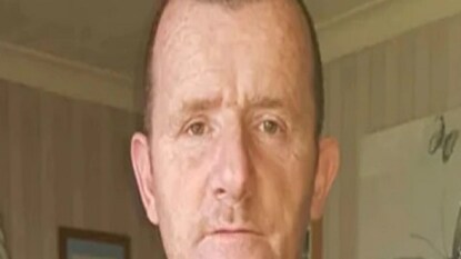 ইন্টারনেটে একটি রশিদ আপলোড করেই রাতারাতি ভাইরাল হয়ে গেলেন এই প্লাম্বার! কিন্তু কেন? ইন্টারনেটে একটি রশিদ আপলোড করেই রাতারাতি ভাইরাল হয়ে গেলেন এই প্লাম্বার! কিন্তু কেন?