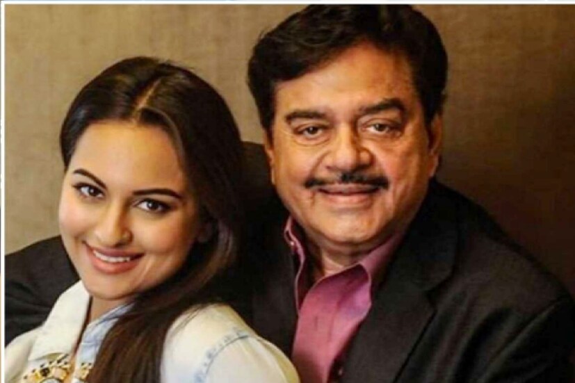 *আসানসোলে রবীন্দ্র ভবনে কর্মীসভা দিয়ে শুরু করবেন প্রচার। দলীয় সূত্রে জানা গিয়েছে, প্রতি বিধানসভাতেই হবে কর্মীসভা। অনুমতি মিললেই হতে পারে রোড শো-ও। সংগৃহীত ছবি। 