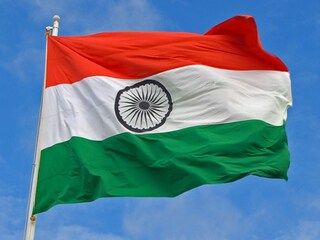 পাকিস্তানি ছাত্রদের প্রাণ বাঁচাল ভারতীয় পতাকা