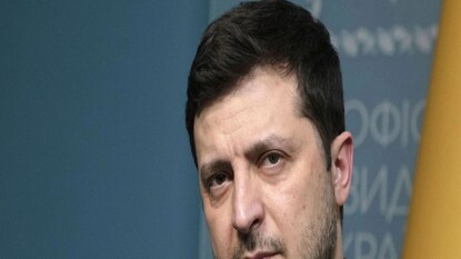 প্রেসিডেন্ট ভলোদিমির জ়েলেনস্কি প্রেসিডেন্ট ভলোদিমির জ়েলেনস্কি