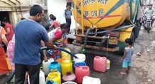 উপনির্বাচনের মুখে জল ট্যাঙ্কার বিতর্ক উপনির্বাচনের মুখে জল ট্যাঙ্কার বিতর্ক