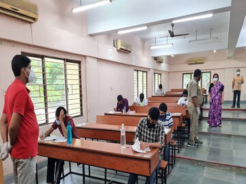 Engieering department of Jadavpur University will not allow students for open book examination