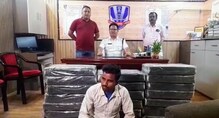 বিহারে পাচারের আগেই আটক 'মণিপুরী' গাঁজা বিহারে পাচারের আগেই আটক 'মণিপুরী' গাঁজা