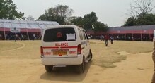 তীব্র গরমের দাপটে অসুস্থ হয়ে পড়েছেন তিন ভোটকর্মী তীব্র গরমের দাপটে অসুস্থ হয়ে পড়েছেন তিন ভোটকর্মী
