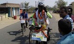 'Save Tree, Save Life' বার্তা নিয়ে বিশ্বভ্রমণে পুরুলিয়ার বাঘমুন্ডির অক্ষয়