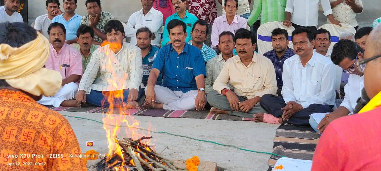 নানুরে অনুব্রতের মঙ্গল কামনায় অভিনব আয়োজন