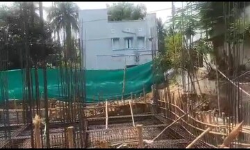 চলছে