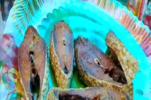 পান্তাভাতের  সঙ্গে ইলিশ মাছ ভাজা, ওপার বাংলার ইলিশে এপার বাংলায় নববর্ষ পালন