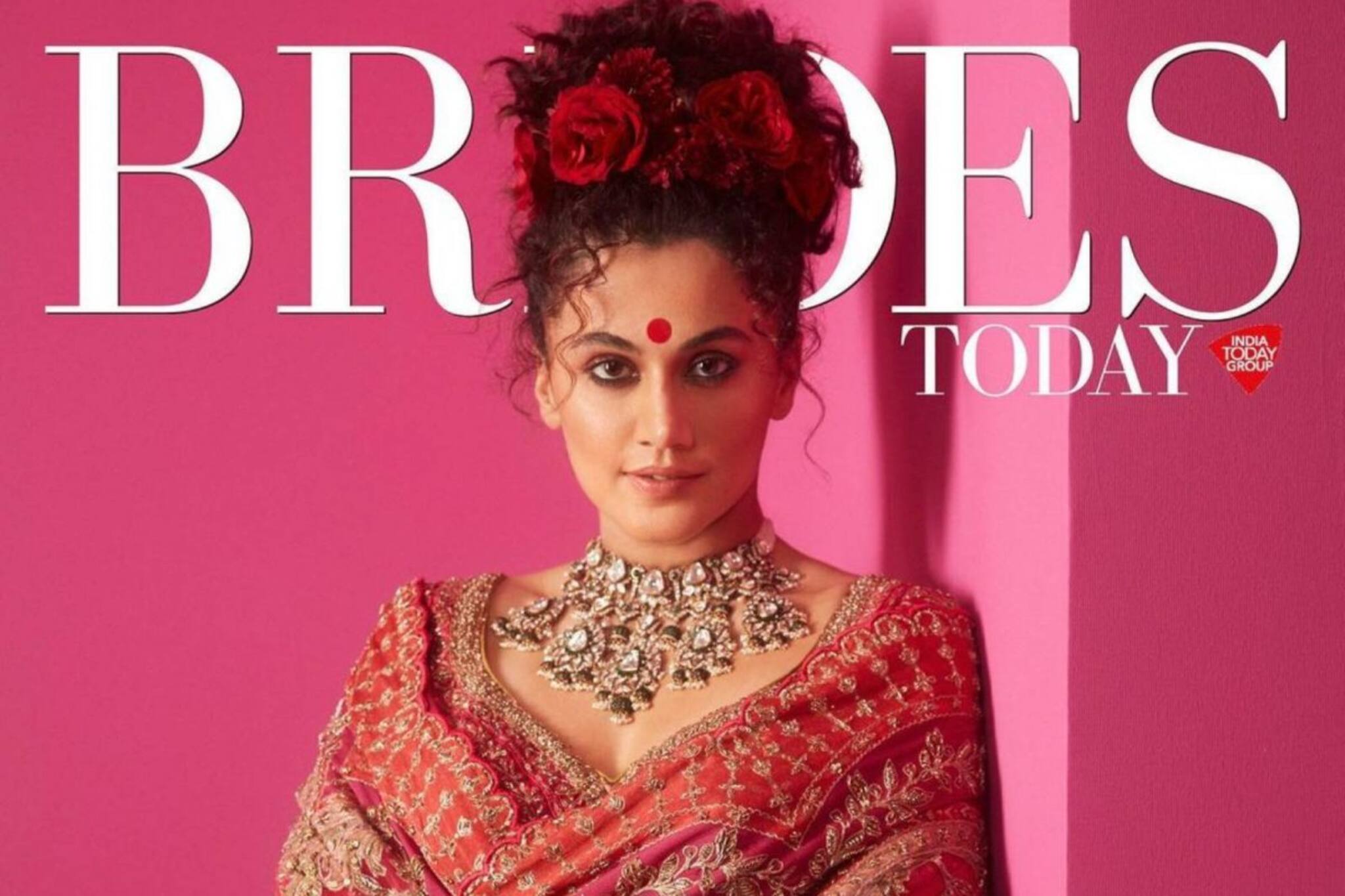 ব্রাইডাল পোশাকে তাক লাগালেন তাপসী, দেখুন 'পিঙ্ক'-এর নায়িকার তোলপাড় করা ছবি