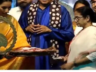 উদ্বোধন হয়ে গেল ২৭ তম কলকাতা আন্তর্জাতিক চলচ্চিত্র উৎসবের