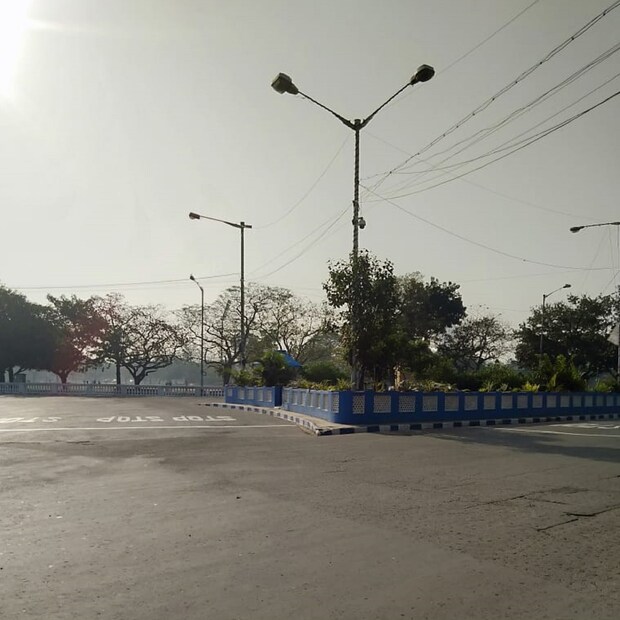 মালদহ, উত্তর ও দক্ষিণ দিনাজপুরে বৃষ্টির সম্ভাবনা কম। বজ্রবিদ্যুৎ-সহ বৃষ্টি হবে উত্তরবঙ্গে।  দক্ষিণবঙ্গে বৃষ্টির সম্ভাবনা কম। Representative Image