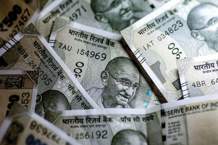 ওয়েবসাইটের ডানদিকে 'Refund Online'-এর বিকল্পতে ক্লিক করতে হবে ৷ সামনে বিকল্প থাকবে যদি প্রথম বিকল্পতে পিএম কিষাণের টাকা ফেরৎ দেওয়ার বিষয়টি দেখতে হবে সেটি খতিয়ে দেখার পরেই সাবমিট বোতামটি টিপতে হবে ৷ প্রতীকী ছবি ৷