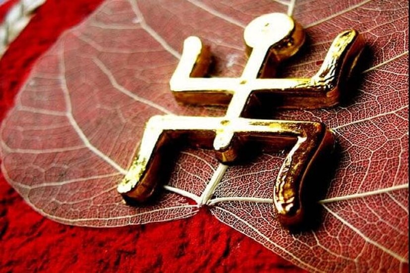 সামান্য হলেও 'বিশেষ' তাৎপর্যপূর্ণ এই জিনিসগুলি দেবী লক্ষ্মী এবং সম্পদের দেবতা কুবেরের আশীর্বাদ নিয়ে আসে জীবনে, এমনটাই বিশ্বাস। তাই সোনা কিনতে না পারলেও এই কিছু সামান্য জিনিস অক্ষয় তৃতীয়ার বিশেষ দিনে কিনলে অত্যন্ত শুভ ফল লাভ করা সম্ভব।