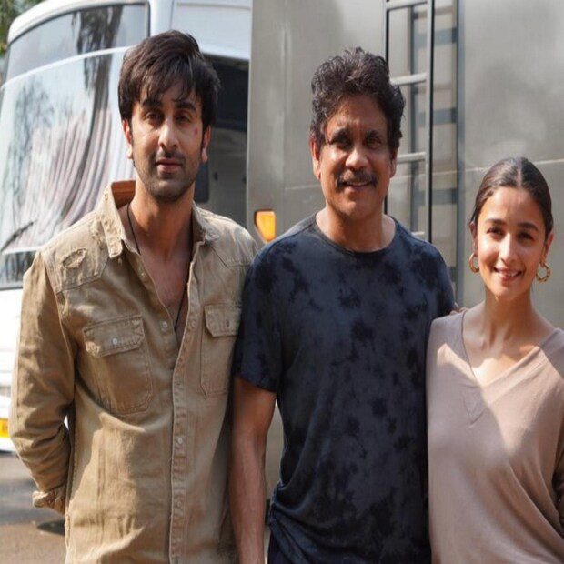 আক্কিনেনি নাগার্জুন এই সিনেমায় ক্যামিও করবেন নাকি লম্বা চওড়া ভূমিকা রয়েছে তা এখনও স্পষ্ট নয়। তবে ব্রহ্মাস্ত্রে অভিনয়ের জন্য তিনি পারিশ্রমিক নিয়েছেন ৯-১১ কোটি টাকা।