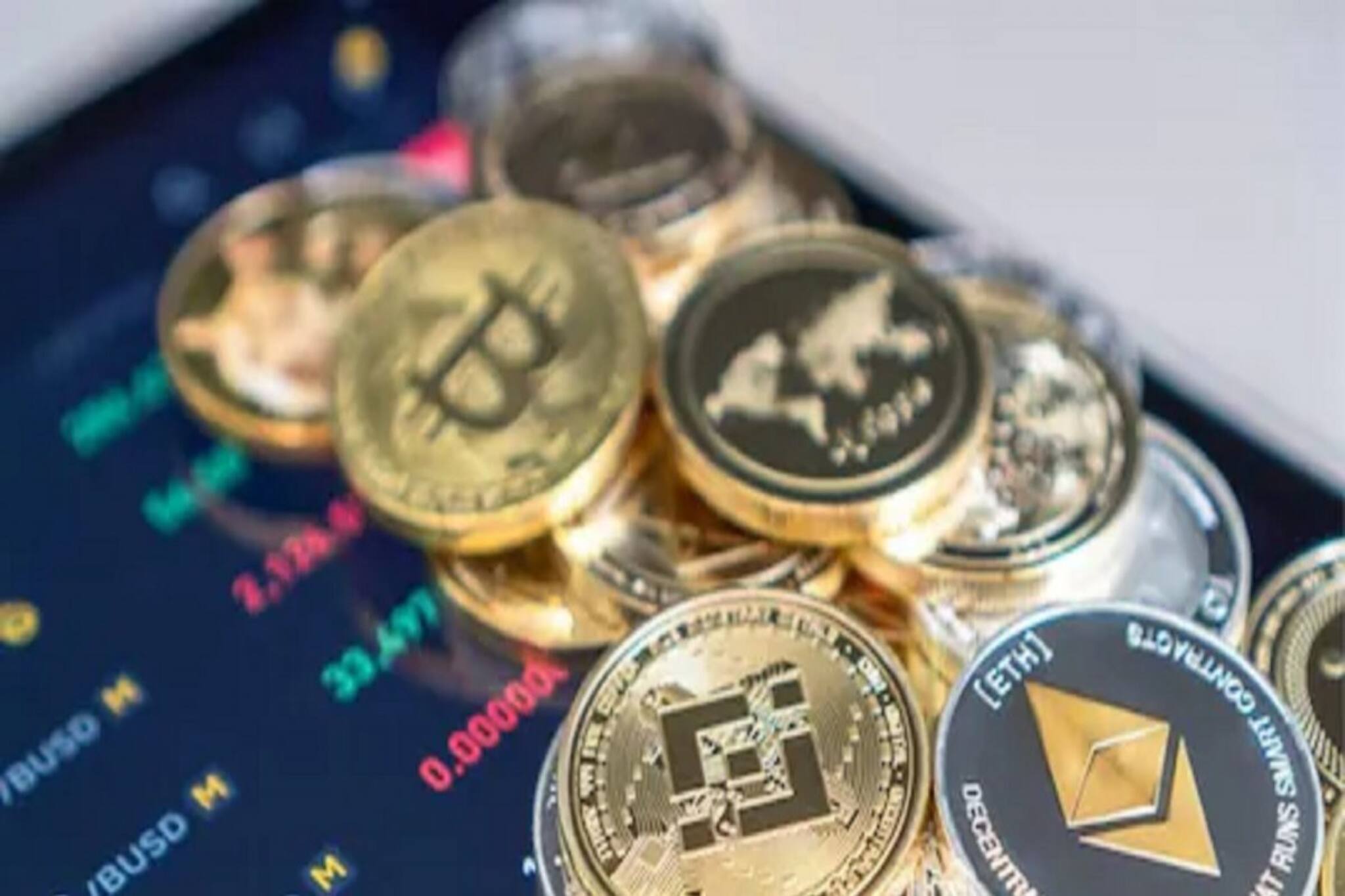 স্বমহিমায় নিজের সিংহাসনে ফিরল বিটকয়েন, ইথেরিয়াম! পাল্লা দিচ্ছে অন্য ক্রিপ্টোও