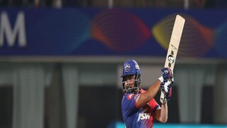 দিল্লির জার্সিতে ৬১ করলেন পৃথ্বী শ