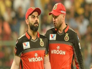 অরেঞ্জ ক্যাপ পাওয়ার দৌড়ে থাকবে বিরাট, নিশ্চিত ডি ভিলিয়ার্স
