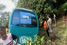 সাত সকালে বাঁচার আর্তনাদ! ৬০ যাত্রী নিয়ে কাঁথি-বেলদা সড়কের নয়ানজুলিতে নামল বাস সাত সকালে বাঁচার আর্তনাদ! ৬০ যাত্রী নিয়ে কাঁথি-বেলদা সড়কের নয়ানজুলিতে নামল বাস