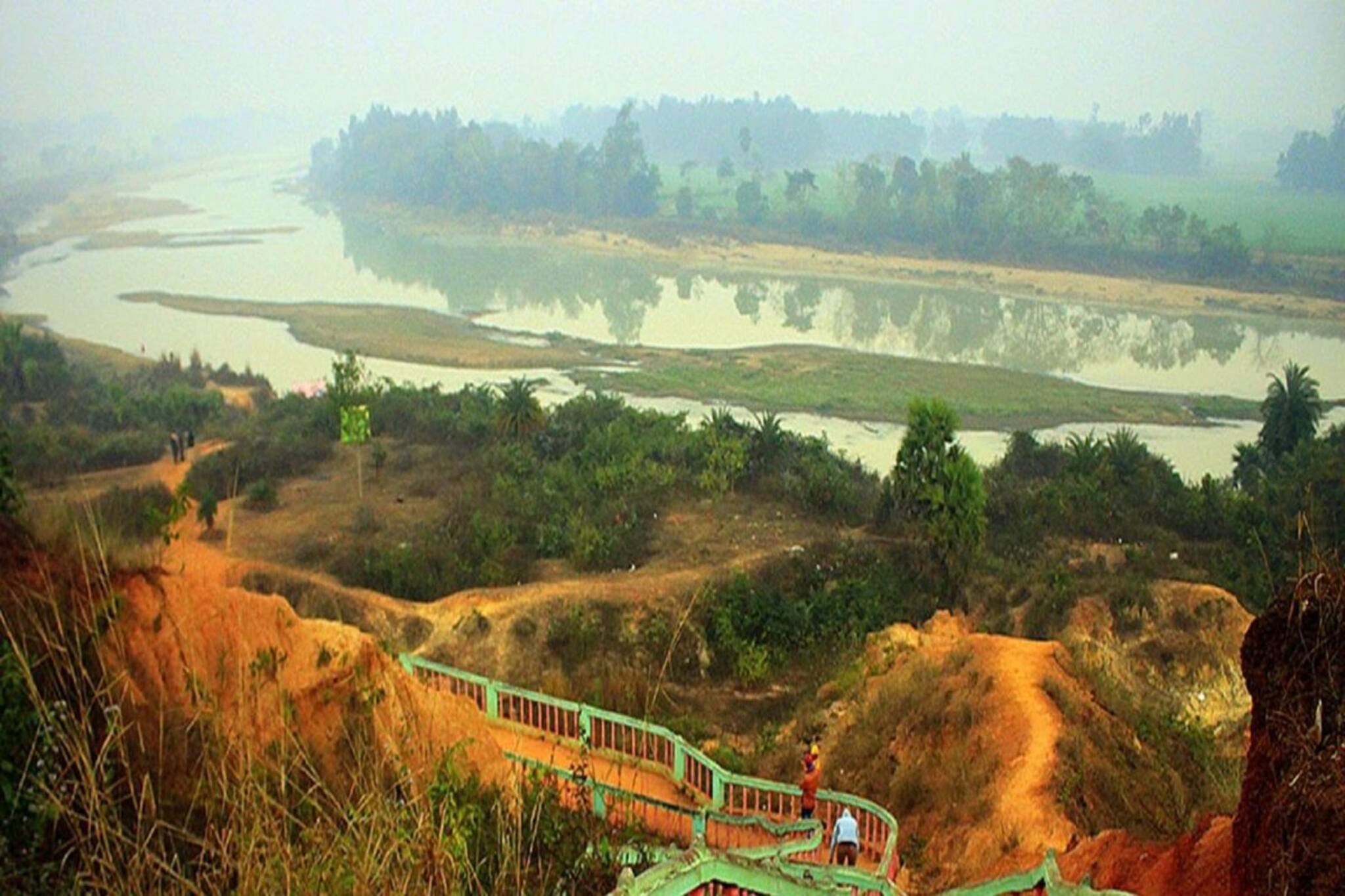 গরম তো থাকবেই, গ্রীষ্মের ছুটিতে যেতেই পারেন 'বাংলার গ্র্যান্ড ক্যানিয়ন' গনগনি