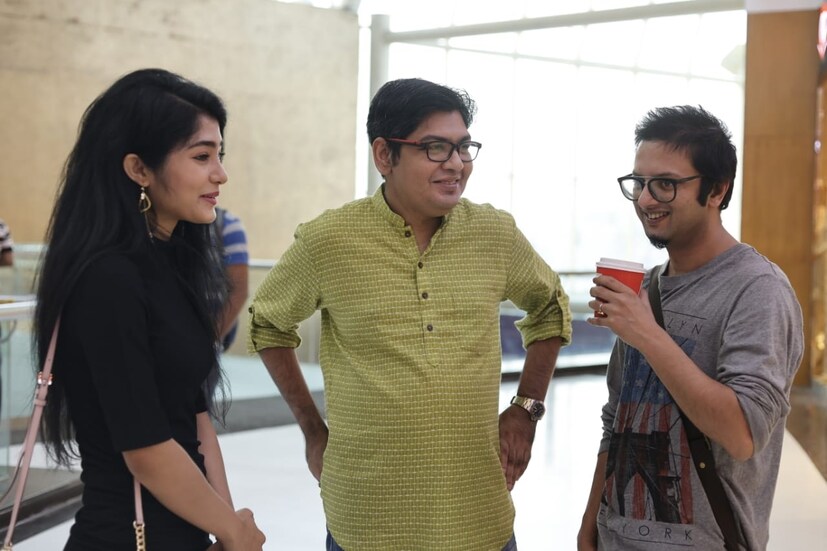 *মৈনাকের কথায়, ‘‘অবশেষে আমি আর মিমি একসঙ্গে কাজ করলাম। এই ছবির বিষয়টা বোঝার জন্য একটা ম্যাচিয়োরিটির দরকার আছে। মিমির মধ্যে সেটা ভরপুর। এই ছবির গল্পে মজা, আনন্দ, দুঃখ, বিরহ সমস্ত অনুভূতি রয়েছে।’’