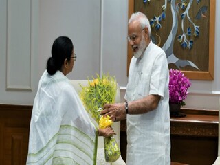 মমতার অনুরোধ রাখলেন না মোদি৷ 