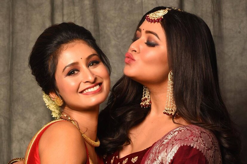 এ বছররে গোড়ায় ৯ জনুয়ারি চিত্রাঙ্গদা ও সম্বিতের বিয়ে হওয়ার কথা ছিল৷ তবে করোনা ভাইরাসের অতিমারির তৃতীয় তরঙ্গের জন্য তা পিছিয়ে যায়৷ গত বছর ডিসেম্বরে চিত্রাঙ্গদার নিজেই কোভিডে আক্রান্ত হন৷
