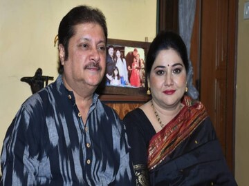 Abhishek and Sanjukta Chatterjee