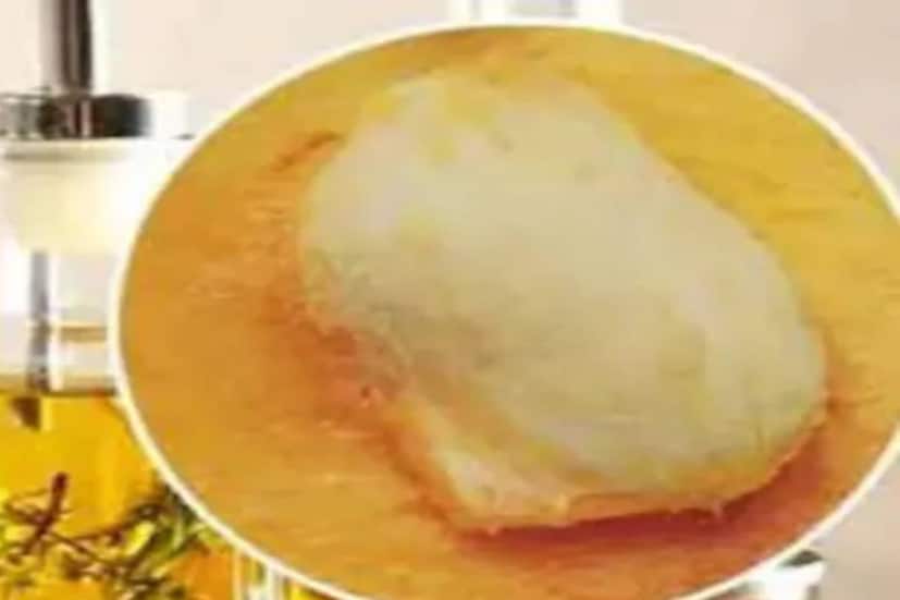 শরীরে ব্লাড সার্কুলেশন ব্যাহত হতে দেয় না আমের আঁটি৷ কারণ এর ফলে কোলেস্টেরল কমে যায়৷ যাঁদের কোলেস্টেরলের সমস্যা আছে, তাঁরা ডায়েটে রাখুন আমের আঁটির তেল৷
