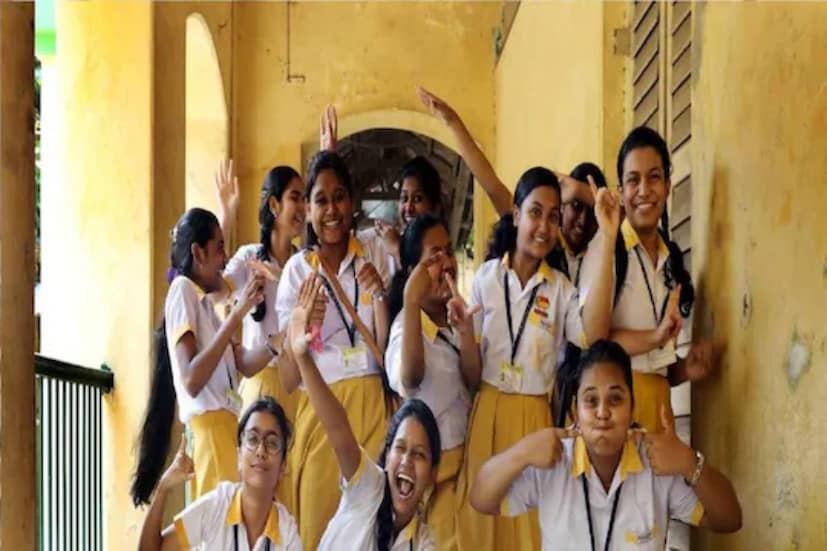 কোনও বিষয়ে ৮০ শতাংশ বা তার বেশি নম্বর পেলে তাকে বলা হয় ‘লেটার মার্কস’৷ কেন এই ‘লেটার’ তকমা? 