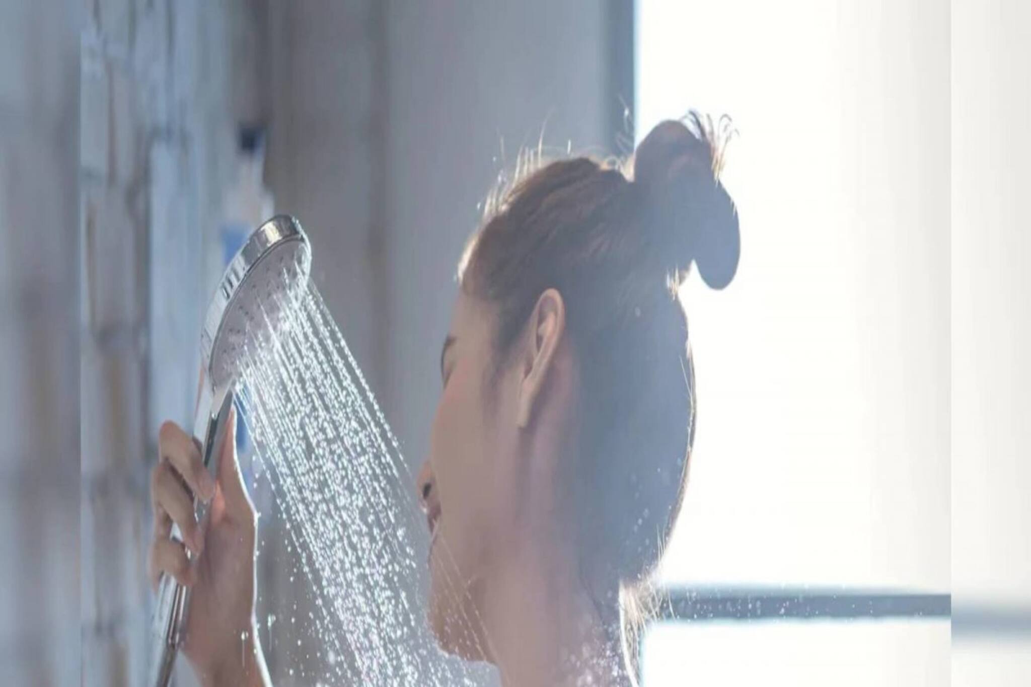 দুপুরে খাওয়ার পর স্নান করছেন? শরীরের সর্বনাশ হচ্ছে