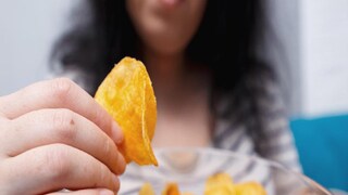 আলুর চিপসে বিরাট ক্ষতি আলুর চিপসে বিরাট ক্ষতি