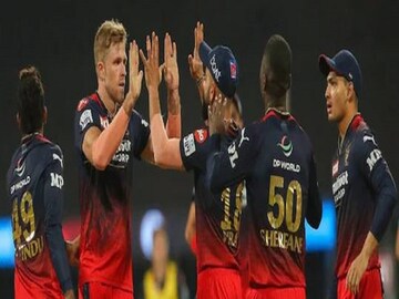 Delhi Capitals requested not to shake hands with royal challengers bangalore players due to coronavirus fear