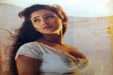 যৌন নিগ্রহের শিকার হয়েছিলেন মণীষা কৈরালা! জনপ্রিয় পরিচালক অভিযুক্ত! তথ্য ফাঁস যৌন নিগ্রহের শিকার হয়েছিলেন মণীষা কৈরালা! জনপ্রিয় পরিচালক অভিযুক্ত! তথ্য ফাঁস