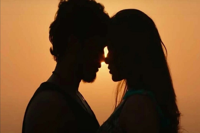 ভাবছেন এ আবার কেমন খবর ৷ পাতা খেলে যৌবন থাকবে অটুট ! অবাক হওয়ার কিছু নেই, আমাদের প্রকৃতির ঢেলে দিয়েছে এমন অনেক কিছু যা দিয়ে সুস্থ থাকা খুবই সহজ হয়ে যায় ৷ আর যা পাওয়া একেবারেই কঠিন নয় ৷ photo source collected