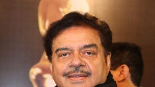 কী বললেন শত্রুঘ্ন?