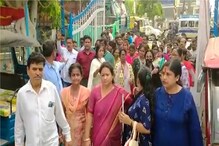 শিলিগুড়িতে মাঝরাতে তৃণমূলের মহিলা কাউন্সিলরের বাড়িতে হামলা, হুমকির অভিযোগ শিলিগুড়িতে মাঝরাতে তৃণমূলের মহিলা কাউন্সিলরের বাড়িতে হামলা, হুমকির অভিযোগ