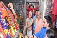 পয়লা বৈশাখে কালীঘাটে পুজো দিলেন অভিষেক বন্দ্যোপাধ্যায় পয়লা বৈশাখে কালীঘাটে পুজো দিলেন অভিষেক বন্দ্যোপাধ্যায়
