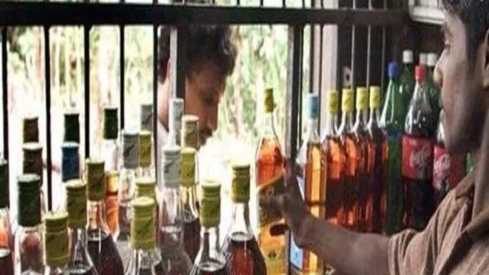 record for Alcohol selling in West Bengal for 2021 2022 , ১৩