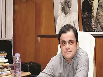 শিক্ষামন্ত্রী ব্রাত্য বসু৷ 