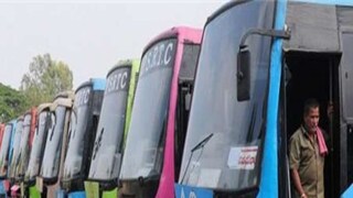 ধাপে ধাপে আরও নয়া রুটে এই সব ই-বাস যুক্ত করা হবে। কেন্দ্রীয় সরকারের ভারী শিল্প মন্ত্রকের দ্বিতীয় দফার ফাস্টার অ্যাডপশন অ্যান্ড ম্যানুফ্যাকচারিং অফ ইলেকট্রিক ভেহিকেলস বা ফেম প্রকল্পের আওতায় এই বাস দেওয়া হয়েছে। ধাপে ধাপে আরও নয়া রুটে এই সব ই-বাস যুক্ত করা হবে। কেন্দ্রীয় সরকারের ভারী শিল্প মন্ত্রকের দ্বিতীয় দফার ফাস্টার অ্যাডপশন অ্যান্ড ম্যানুফ্যাকচারিং অফ ইলেকট্রিক ভেহিকেলস বা ফেম প্রকল্পের আওতায় এই বাস দেওয়া হয়েছে।