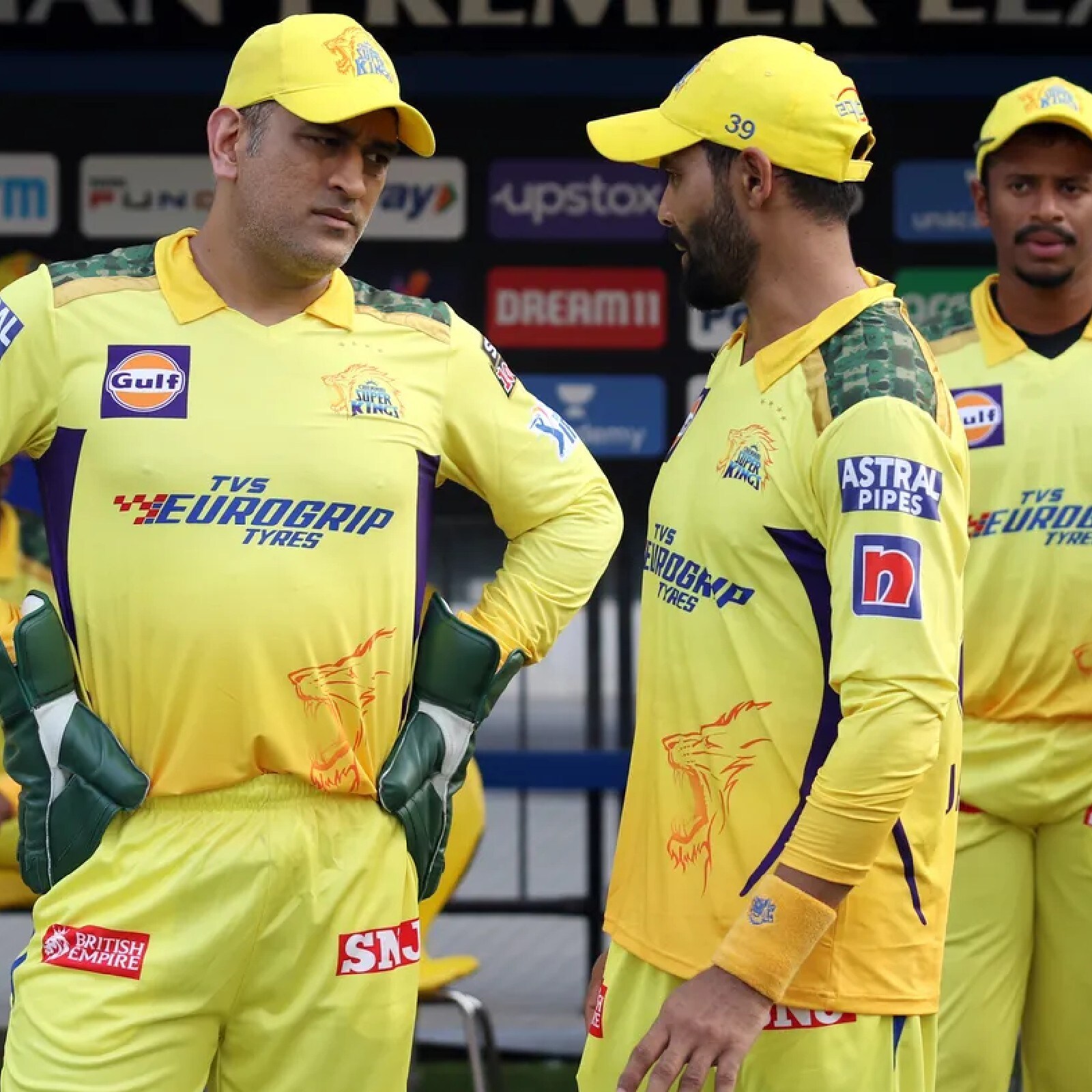 CSK vs SRH: चेन्नई हारी, IPL में कहां है धोनी का जादू?