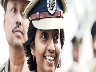 দময়ন্তী সেনের উপর দায়িত্ব